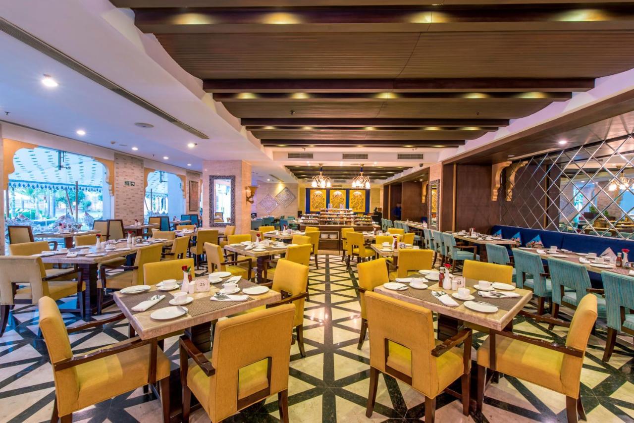Radisson Blu Udaipur Palace Resort & Spa エクステリア 写真